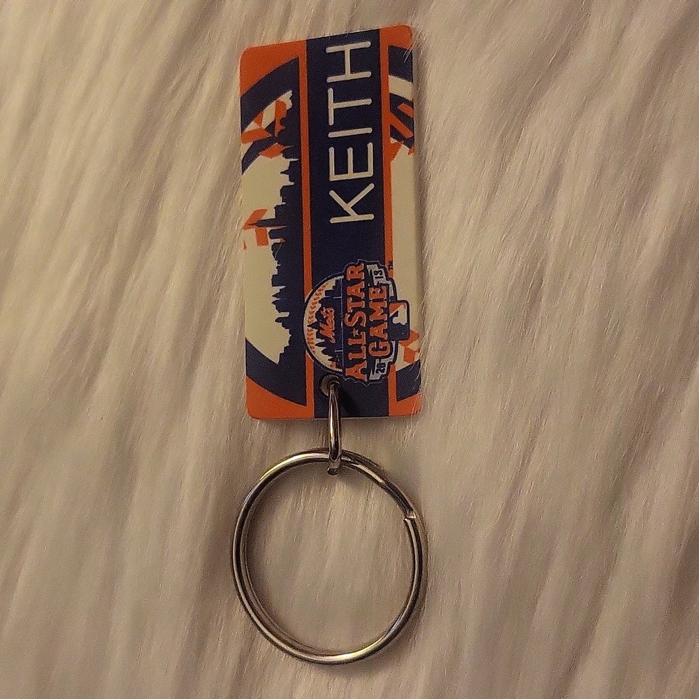 Keychain personalized Keith mlb logo